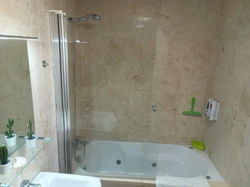 Altos Del Tomillar. Apartamento P&c.