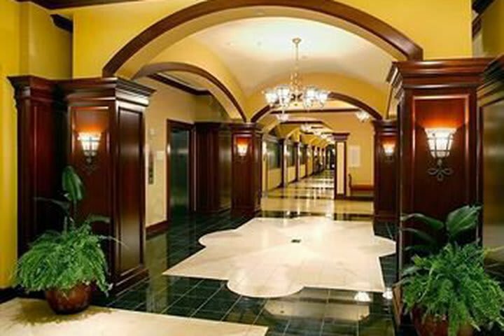Marriott Shoals Hotel & Spa