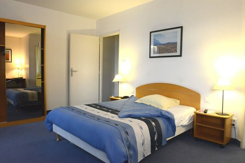 Amadeus Hotel