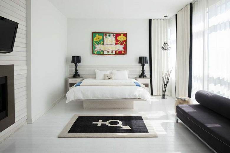 Bungalow Hotel