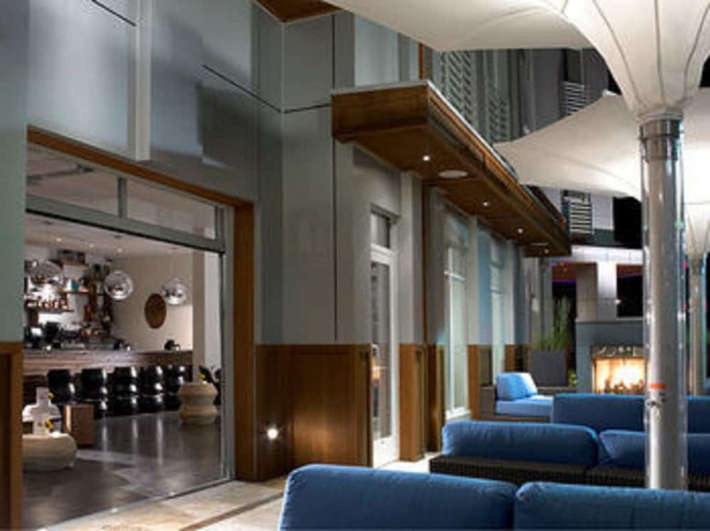 Bungalow Hotel