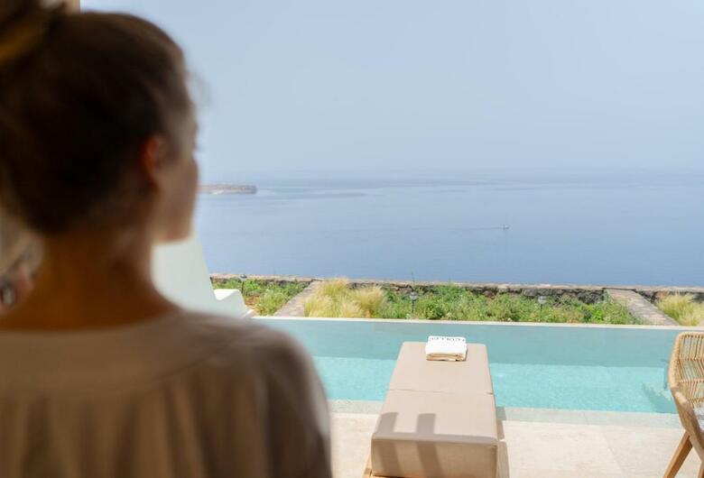 Hotel Santo Mine Oia Suites