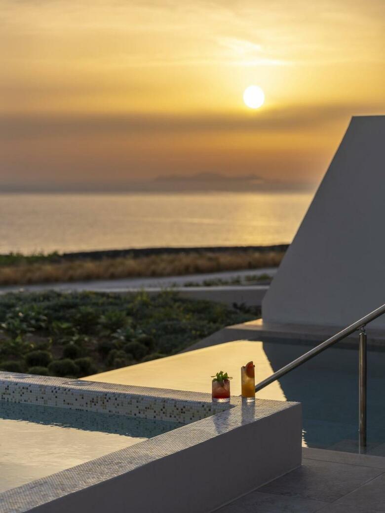 Hotel Santo Mine Oia Suites