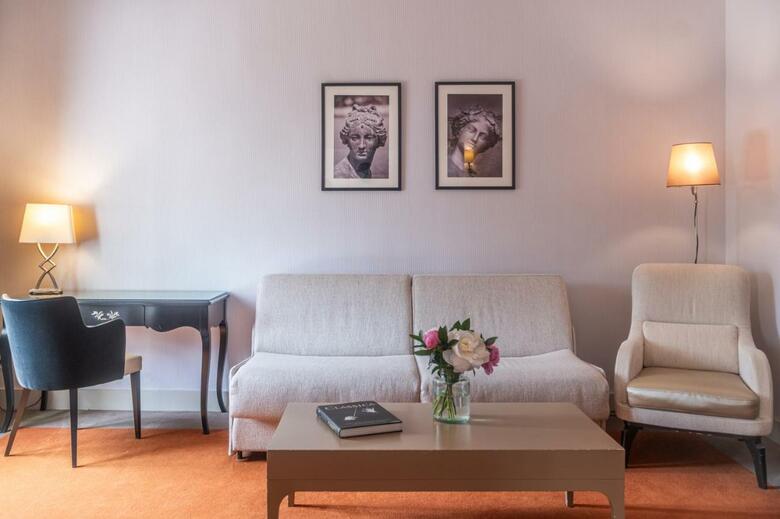 Clarion Hotel Ch�teau Belmont Tours