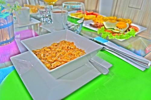 Hotel Miraval Monter�a