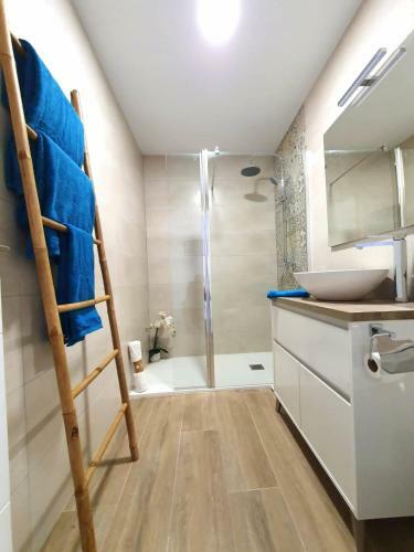 Apartamento Tropical Con Piscina Cerca de La Playa