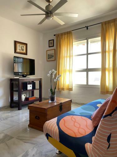 Apartamento Albor�n
