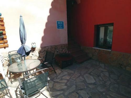 Apartamento La Buhardilla. Aparcamiento Exterior Privado