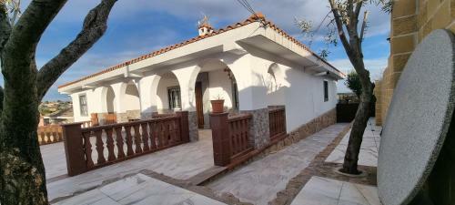 Villa Los Cantos