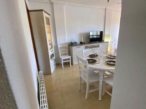 Pleasant Holiday Home In Torrevieja With Shared Pool