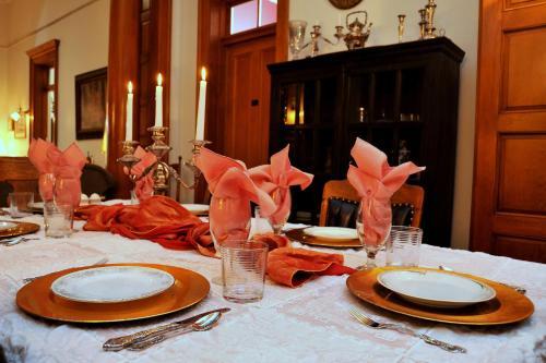 Royal Elizabeth Bed & Breakfast