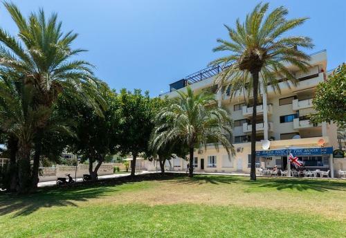 Beach Apartment Montemarcarihuela