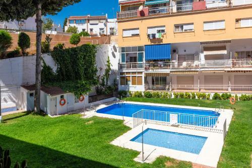 Apartamento Benyamina Playa
