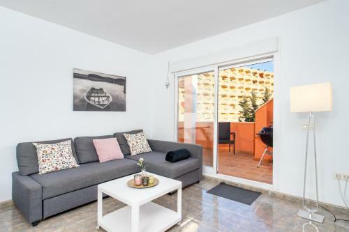 Apartamento Cozy Penthouse In Torremolinos Ref 09