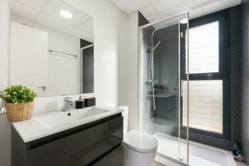 Cb Living - 3 Bedroom Home In Punta Prima