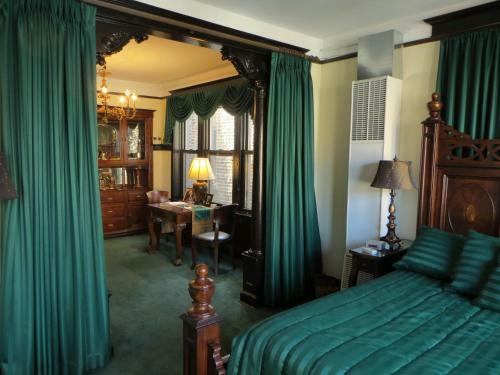 Bridgeport Bed And Breakfast