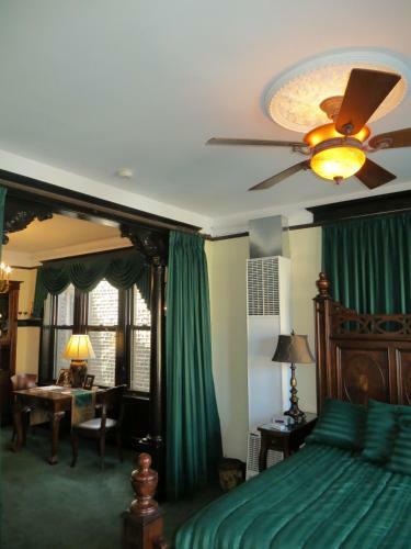 Bridgeport Bed And Breakfast