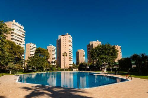 Beachfront Apartment With Stunning Views In Torremolinos