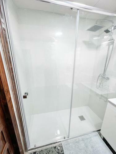 Apartamento Cozy And Bright Flat With Pool