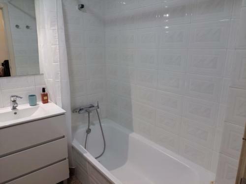 Apartamento Piscina, Wifi, Patio Con Vistas