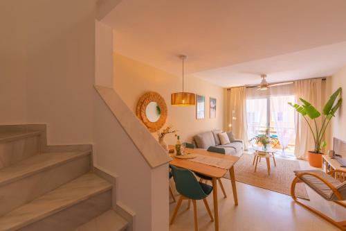 Apartamento 1a Linea Playa, Balcon & Piscina