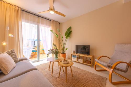 Apartamento 1a Linea Playa, Balcon & Piscina