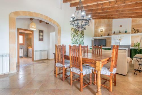 Finca Ses Oliveres By Mallorca House Rent