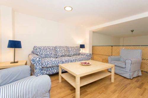 Bonito Y C�modo Apartamento Triana