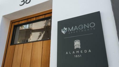 Magno Apartments Alameda 1851 - Shared Jacuzzi