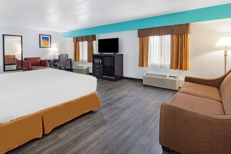 Hotel Days Inn Livonia