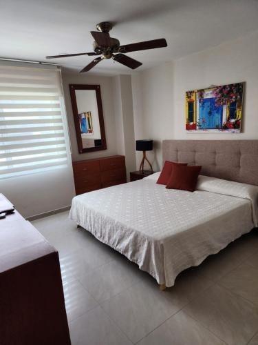 Apartamento Con Terraza Frente Al Mar