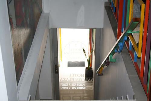 Hotel Balc�n Plaza