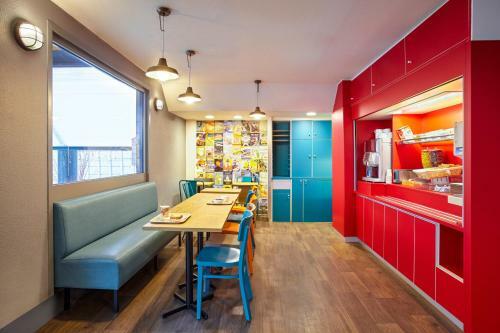 Fasthotel Roissy - Saint-witz