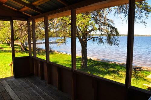 Okimot Lodge On Tomiko Lake
