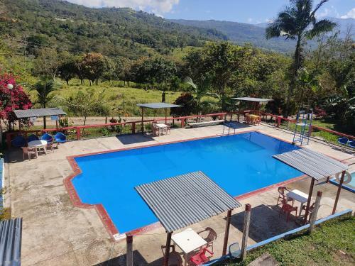 Agradable Casa de Campo Con Piscina, Campo de Tejo