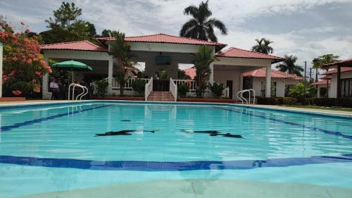 Hotel Caba�as Llano Lindo Apiay