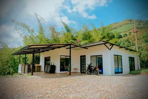 Finca Las Mar�as 2