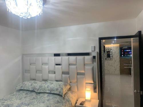 Apartamento Amoblado De Lujo, Excelente Ubicaci�n