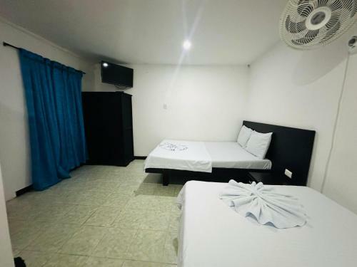 Hotel Alferez Del Llano