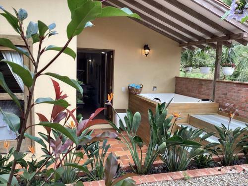 Villa Caba�a ?jard�n de Los �ngeles?