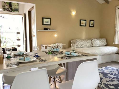 Villa Caba�a ?jard�n de Los �ngeles?