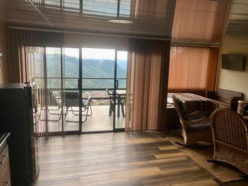 Captivating 4-bed Chalet Las Casitas En El Aire