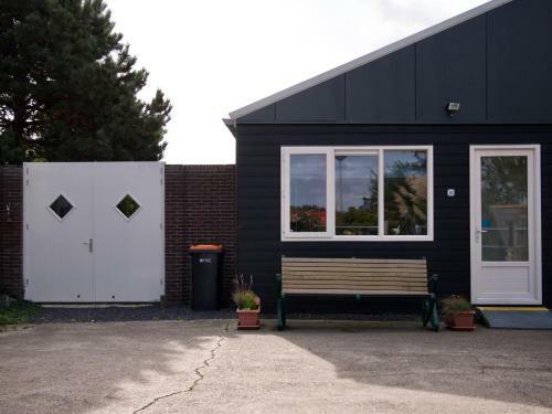 B&B ?te Warskip Bij Blokvis?