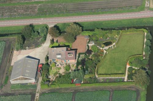 B&B ?te Warskip Bij Blokvis?