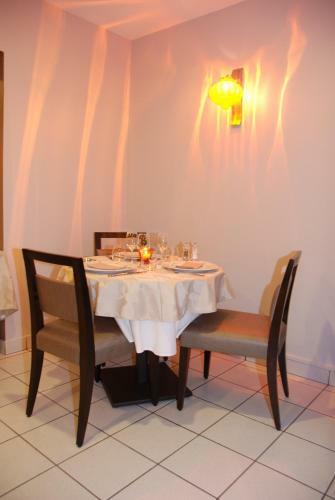 Hotel Logis H�tel Bellevue