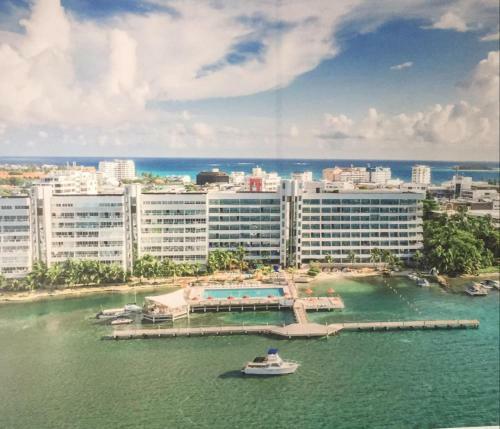Apartamentos Con Playa Privada Y Vista Al Mar