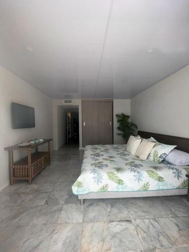 Apartamentos Con Playa Privada Y Vista Al Mar