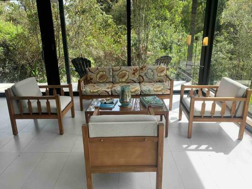 Creek House /casa De Los Arroyos