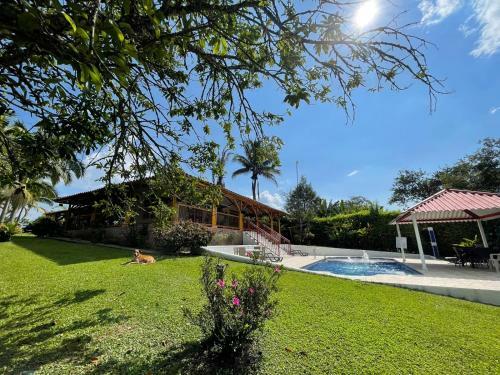Finca-hotel Orov�: Cerca A Los 3 Parques!