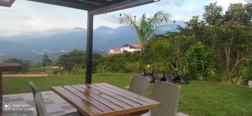 Agroturismo Caba�as De La Loma